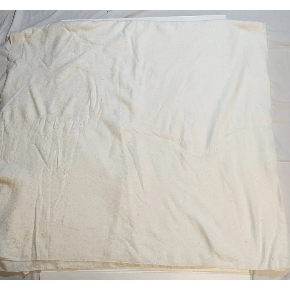 Vintage White Chatham‎ Queen Acrylic Blanket 86x92